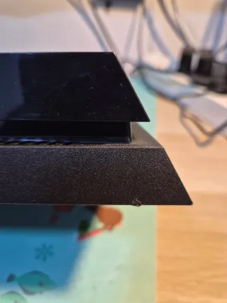 PS4 500GB + Mando NACON + FIFA 22