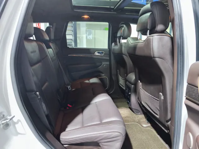 Jeep Grand Cherokee 2017