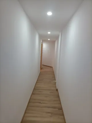 Todo en la tienda de materiales de construcción.