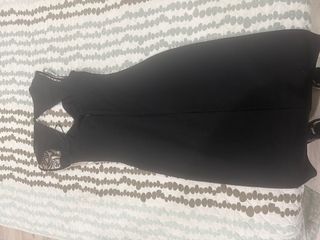 Vestido de fiesta negro y beige