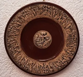 Plato decorativo cerámica figuras