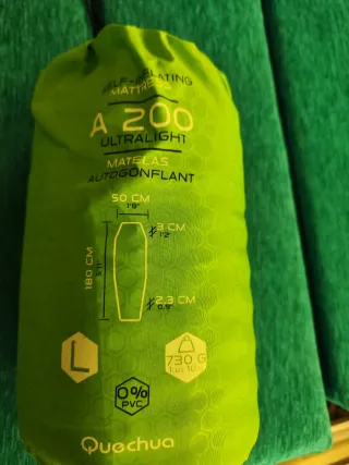 Colchoneta auto inflable Quechua A200 L