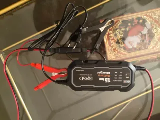 Cargador de batería coche