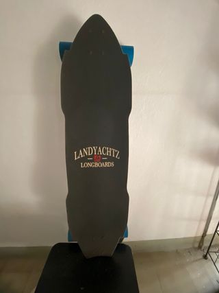 Longboard The Wolf Shark Landyachtz