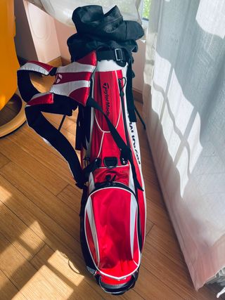 Bolsa de golf TaylorMade roja / blanca-palos-carro