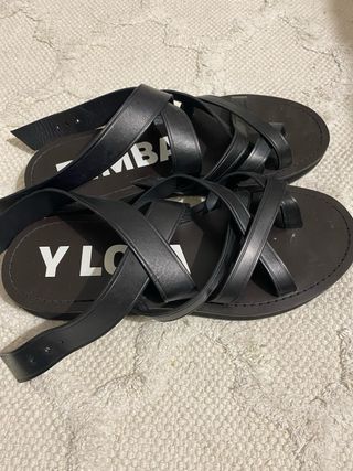 Sandalias Bimba y Lola Talla 40 Negras