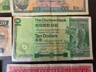 Lote Billetes Hong Kong 10, 20, 100 Dólares.
