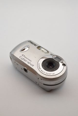 Sony Cyber-shot DSC P-41 | Cámara digital 4.1 MP