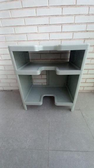 Mueble de baño de plástico gris