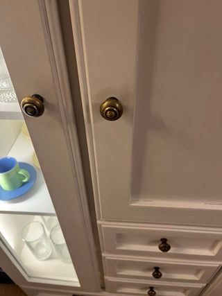 Vitrina madera 4 cajones 3 puertas