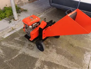 Biotrituradora Gasolina Hyundai HYAST15-H