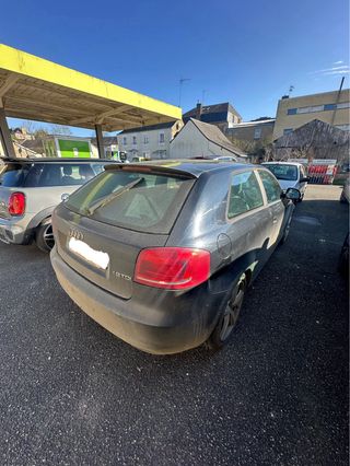 Audi A3 Sline 1.9TDI 105 Caballos 3P