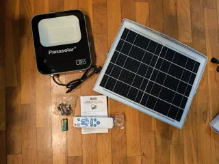 OFERTA 40€ Paneles Solares LED  Cosmo-60