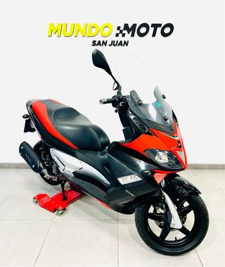 APRILIA SR MAX 300i