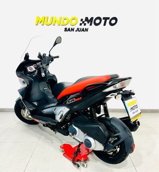 APRILIA SR MAX 300i