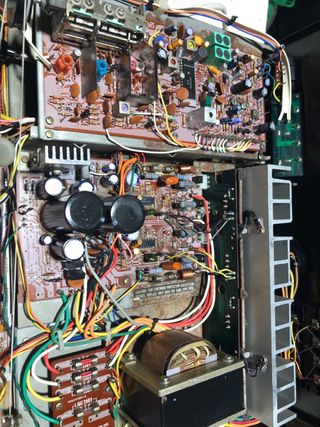 Receptor Estéreo Marantz 1530 AM/FM