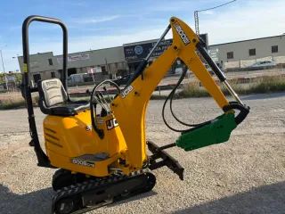 Mini excavadora JCB 8008 CTS