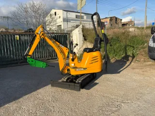 Mini excavadora JCB 8008 CTS