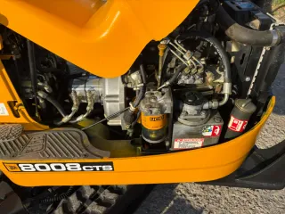 Mini excavadora JCB 8008 CTS