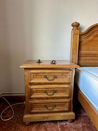 Mesillas de noche de madera