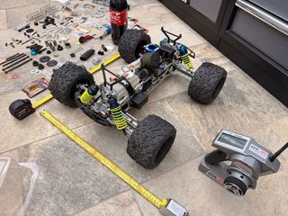 Monster Truck RC SAVAGE XXL full +2.500€