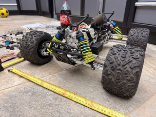 Monster Truck RC SAVAGE XXL full +2.500€