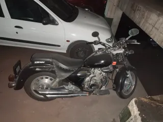 Keeway Superlight 125 Custom Negra