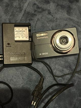 Olympus X-905 Cámara Digital Negra