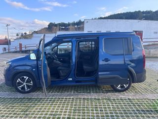 Furgoneta camperizada techo elevable