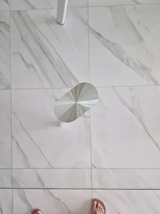 Mesa de cristal moderna patas blancas