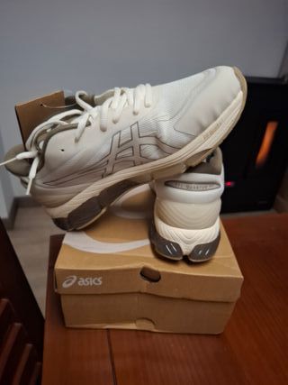 Zapatilla Asics Gel Quantum 360 Talla 42