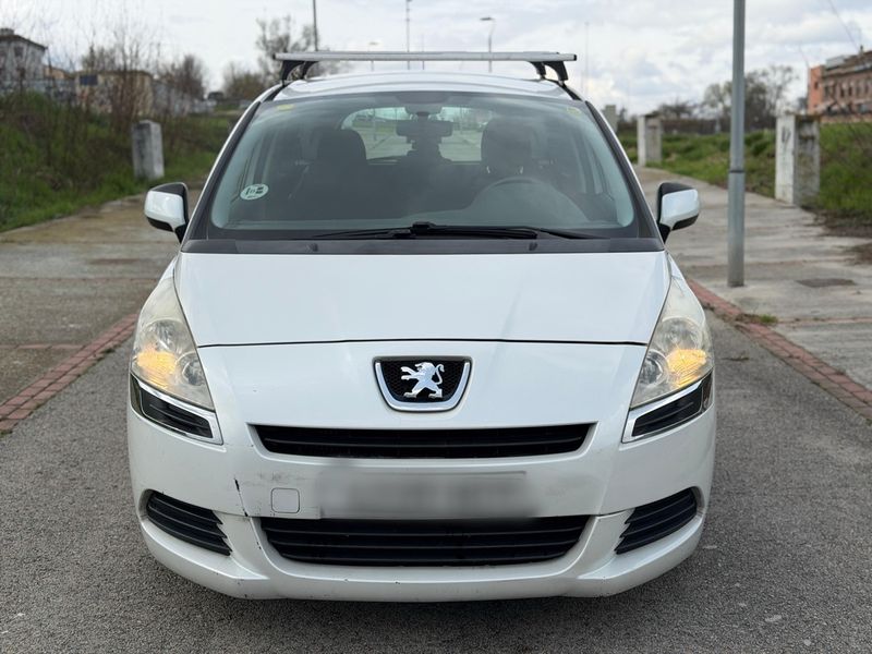 Peugeot 5008 1.6 HDI FAP Active 2013
