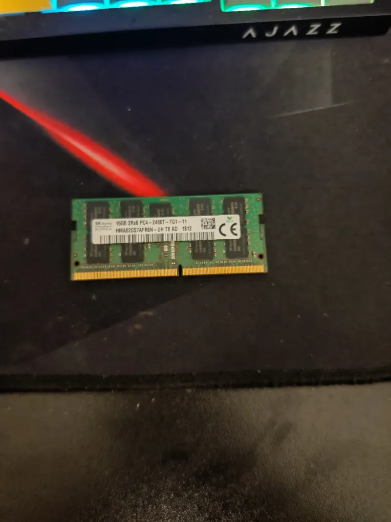 SK hynix 16GB 2400 mhz SO-DIMM ddr4
