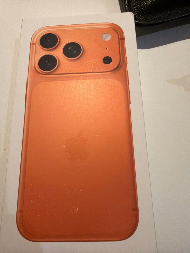 iPhone 17 Pro 1TB Naranja Sin Estrenar