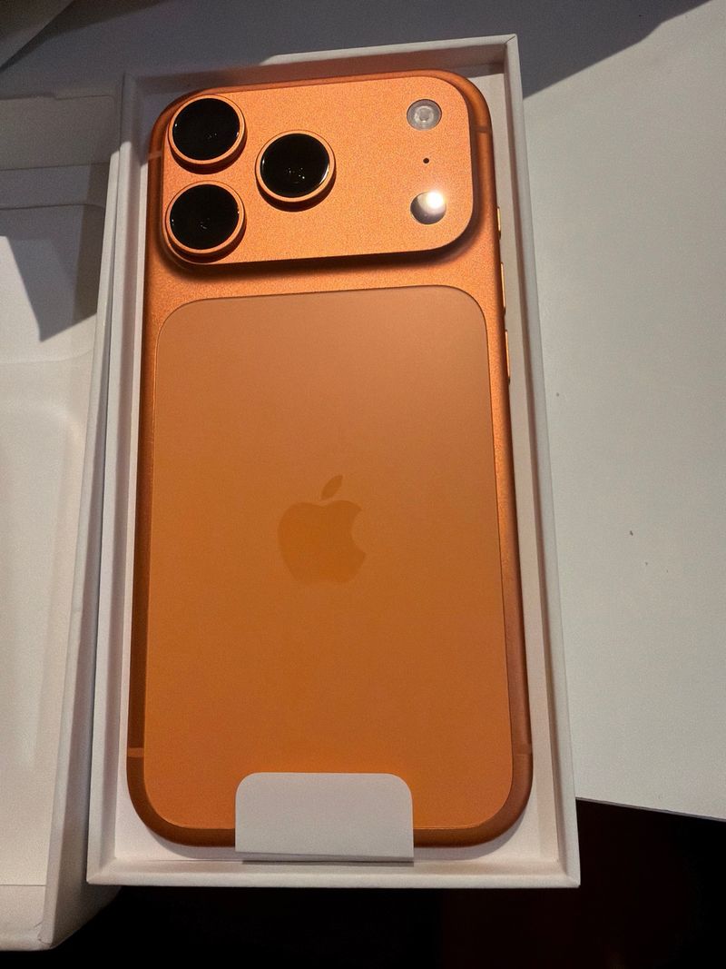 iPhone 17 Pro 1TB Naranja Sin Estrenar afbeelding 4
