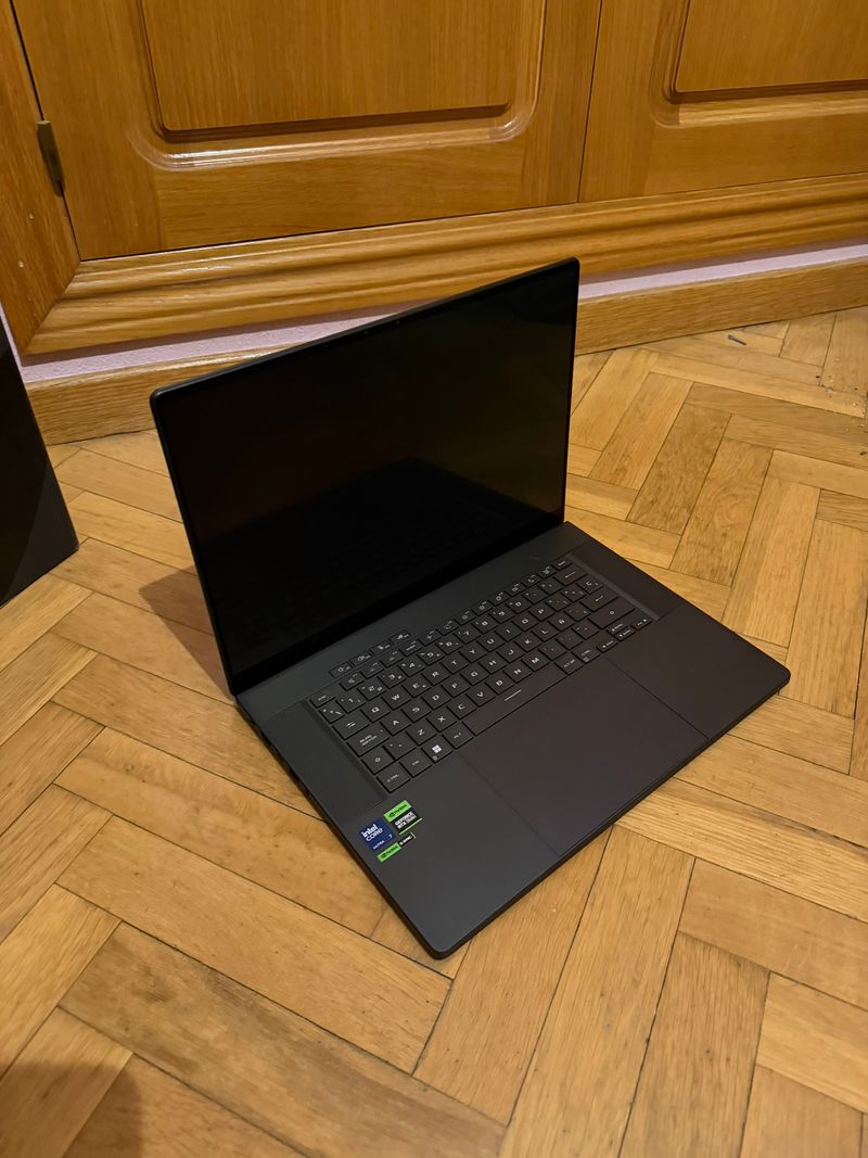 Portátil ASUS ROG Zephyrus G16 2024 afbeelding 2