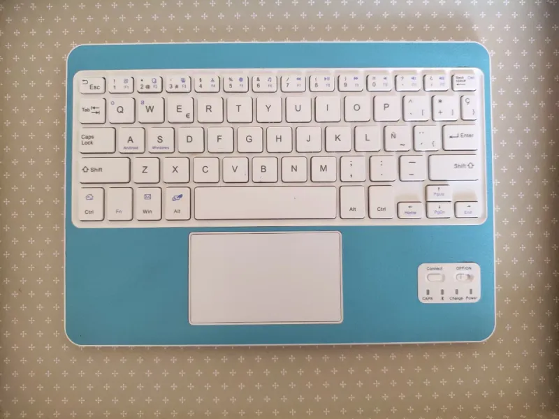 Teclado Bluetooth CoastaCloud