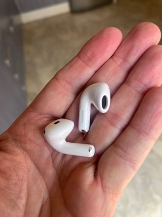 Airpods 4 + Airpods