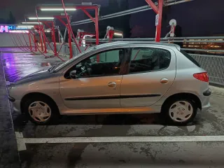 Peugeot 206 2003