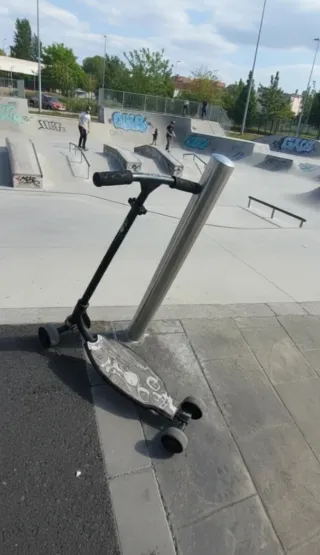 (NEGOCIABLE) Patinete oxelo de 4 ruedas