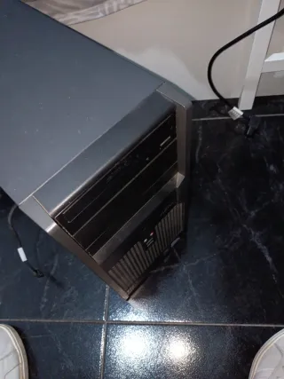 Ordenador para piezas: CPU, disipador...