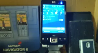 HP iPAQ 214 GPS TomTom