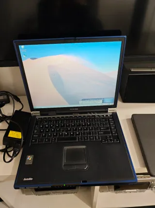 Portátil Toshiba Satellite A30