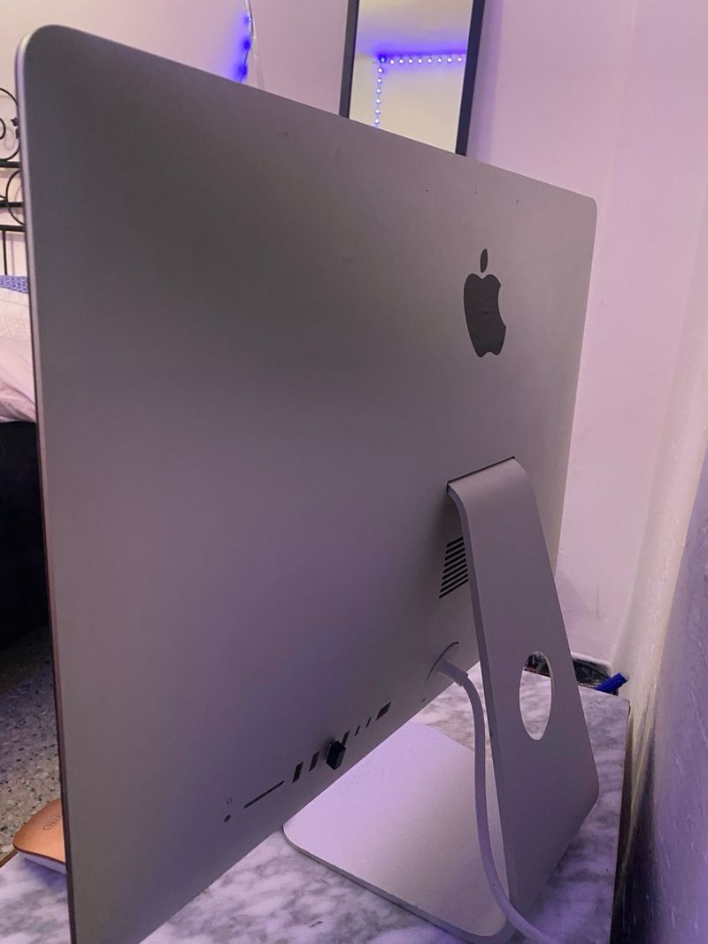 iMac 21.5 (2017) SSD 1TB + 16GB RAM afbeelding 2