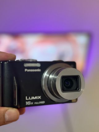 Cámara Panasonic Lumix 16x Full HD