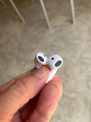 Airpods 4