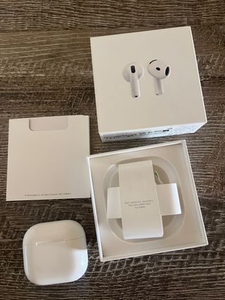 Airpods 4
