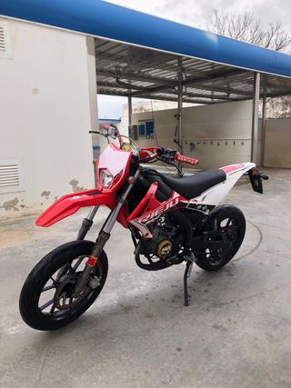 Rieju MRT 50 2T 2022 Supermotard