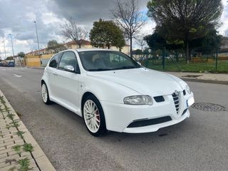 Alfa Romeo 147 3.2 GTA