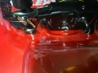 Coche Scalextric Compact Aston Martin Aramco